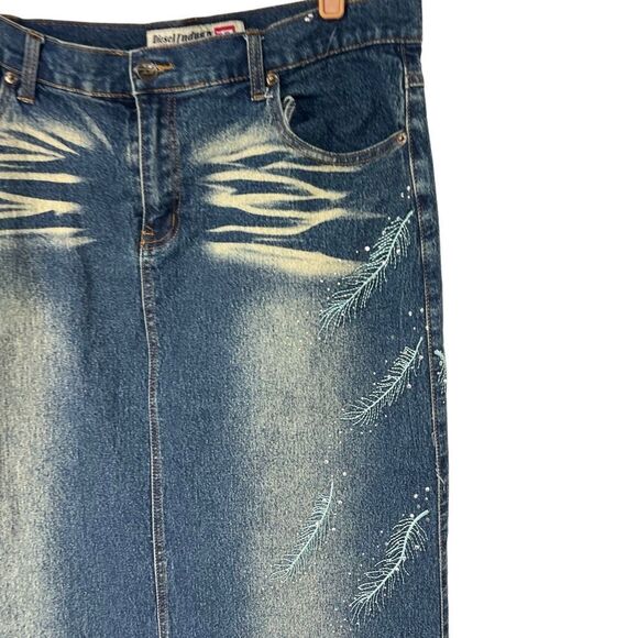 Y2K Diesel Bleached Whisker Stone Wash Peacock Feather Detail Midi Skirt Women’s - Picture 2 of 6